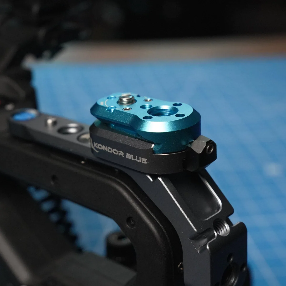 Kondor Blue Mini Lock Quick Release Plate (Kondor Blue)