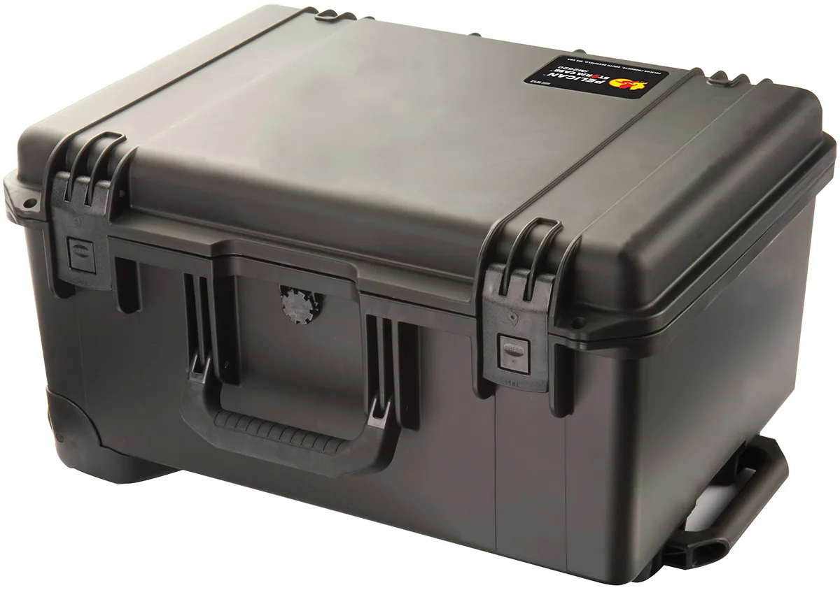 Pelican iM2620 Storm Travel Case (Black, With Foam)