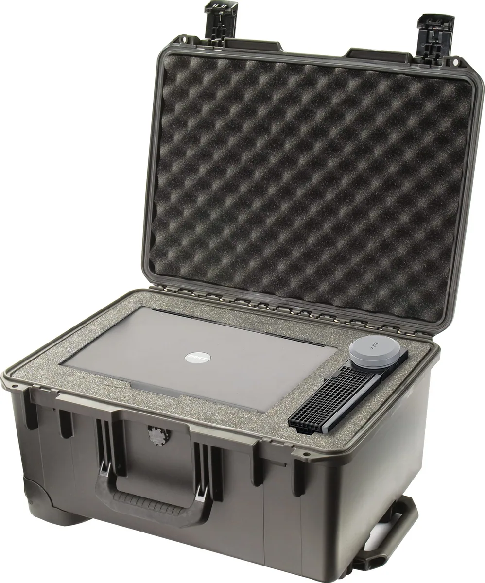 Pelican iM2620 Storm Travel Case (Black, With Foam)