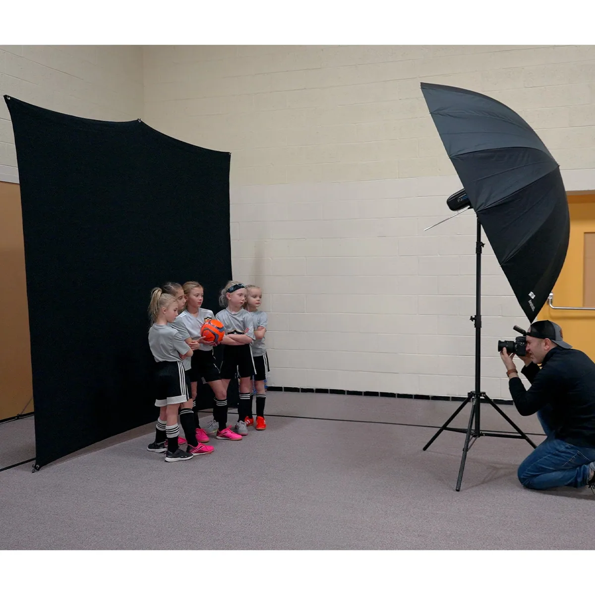 Westcott X-Drop Pro Backdrop Stand (5 and 8′)
