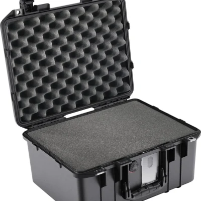 Pelican 1507 Air Case (Black, With Foam)