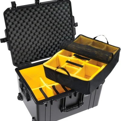 Pelican 1637 Air Case (Black, With Padded Dividers)