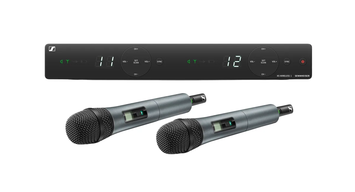 Sennheiser XSW 1-835 Dual-Vocal Set with Two 835 Handheld Microphones (A: 548 – 572 MHz)